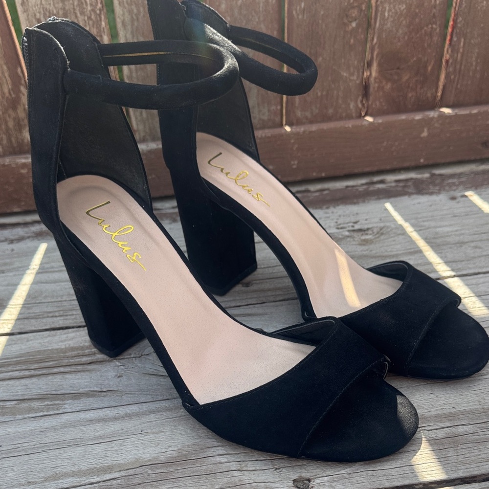 Lulu's Elegant Black Block Heels